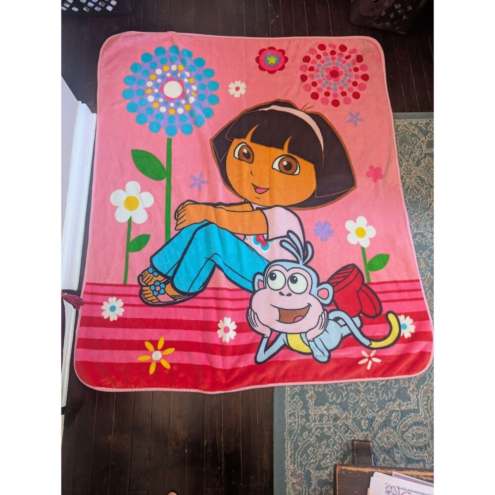 EUC Nick Jr. Old Dora the Explorer Boots Blanket Nickelodeon 2009 58” x 49”